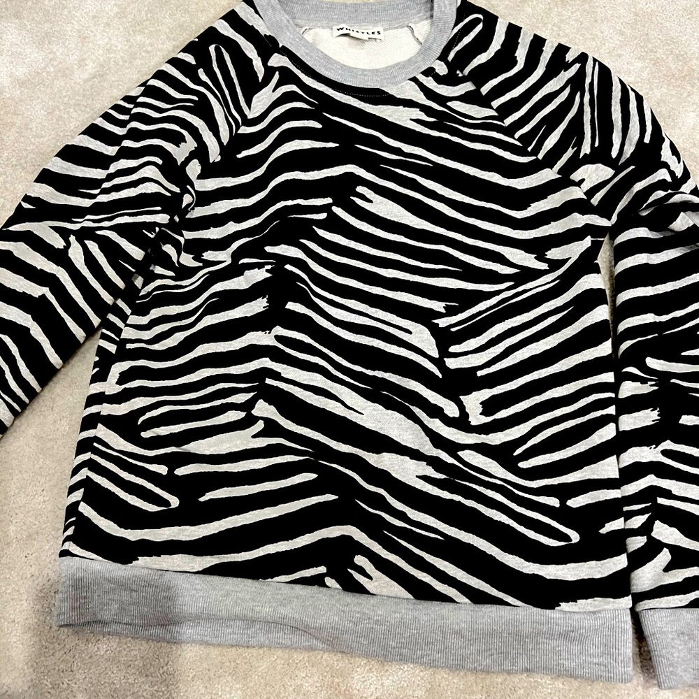 Women long sleeve sweater